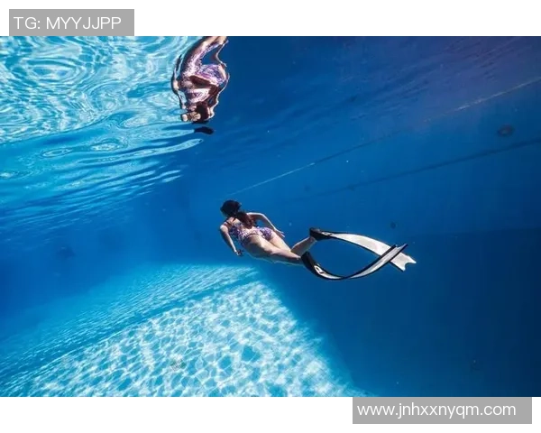 跳水运动的魅力与挑战：探索技术、心理与水中舞蹈的完美融合